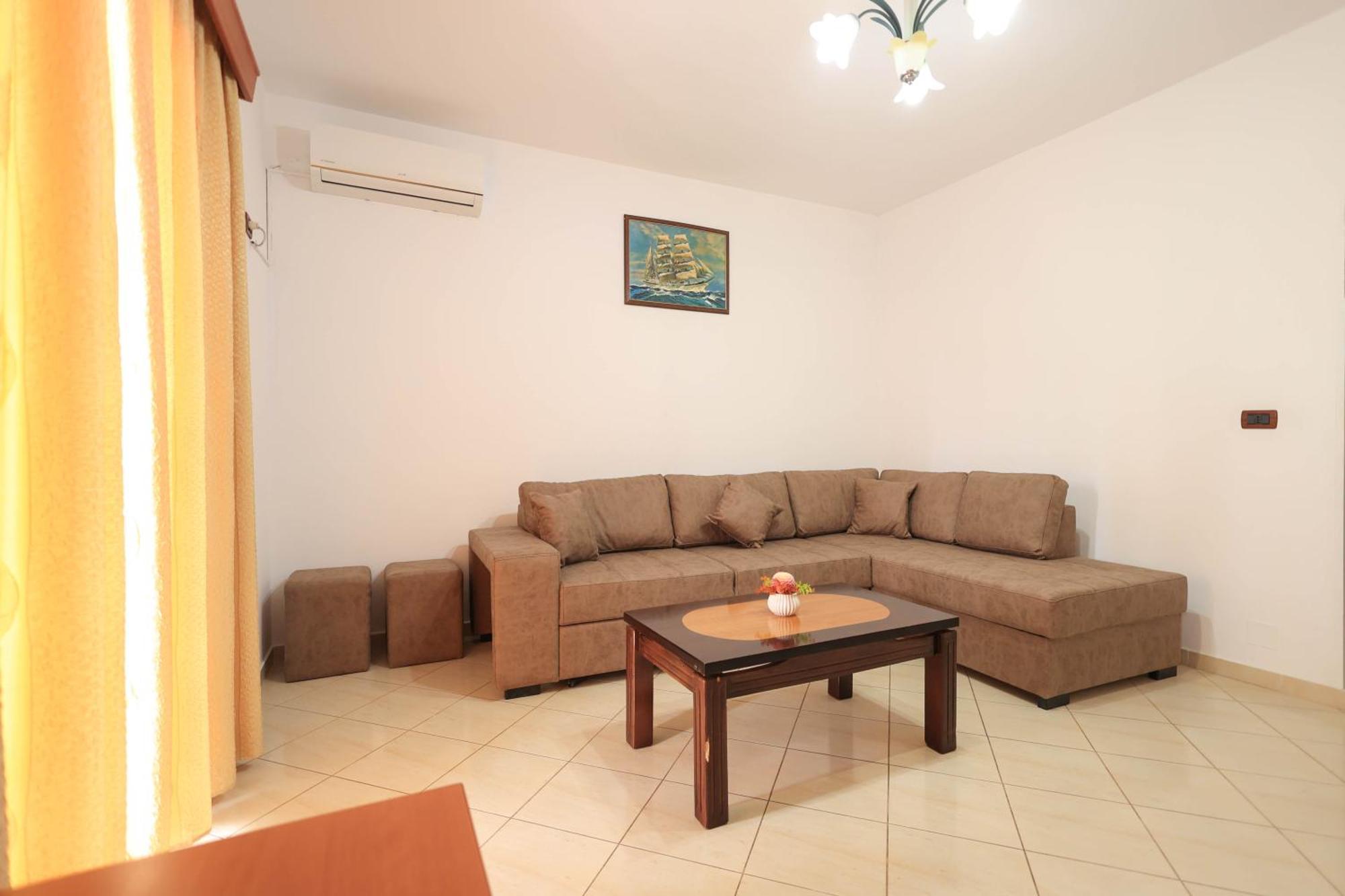 Kejsi Apartaments Sarandë Exterior foto